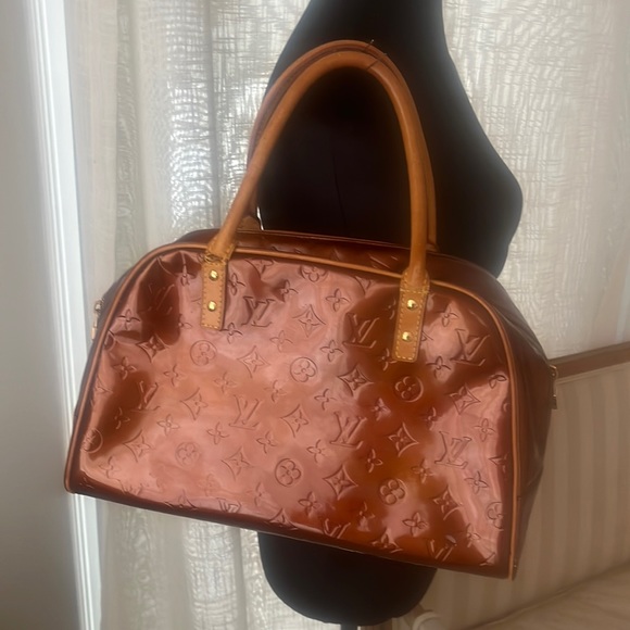 đź’Żauthentic Louis Vuitton Bronze Epi - Picture 1 of 16